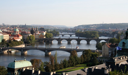 Moldaubrücken in Prag